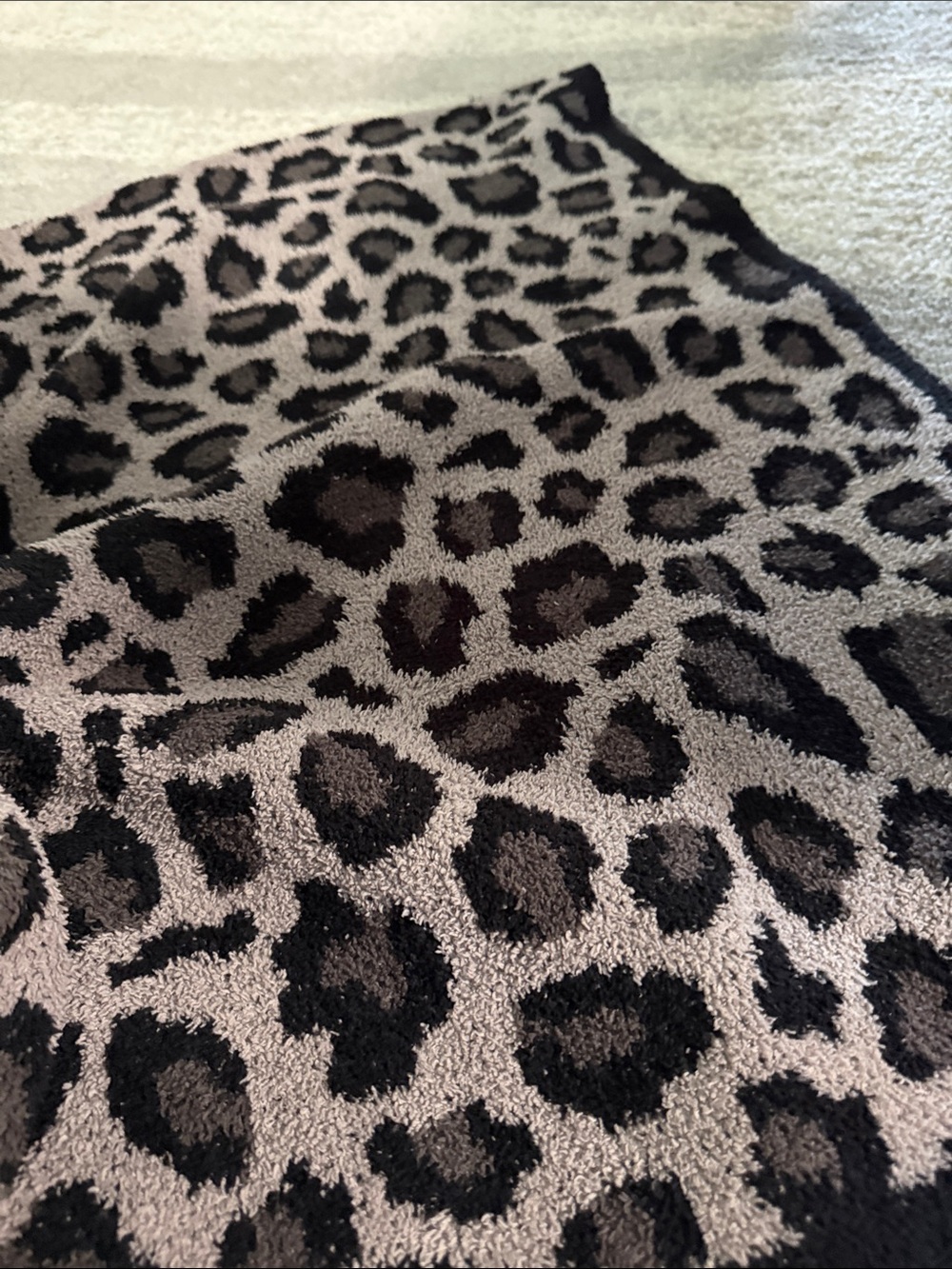 Sweater subcategory classification - Picture 3 of 3